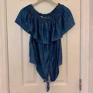 Women’s Crown & Ivy Top